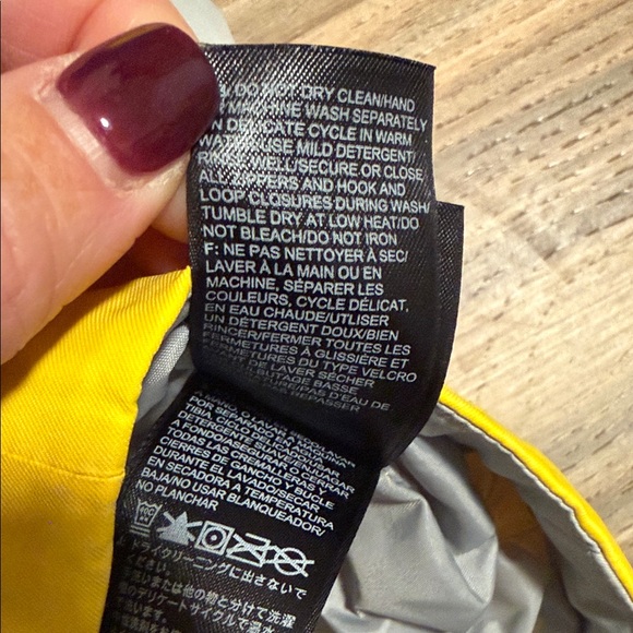 The North Face Hooded Jacket Women M HyVent 2.5L Yellow Outdoor Rain Windbreaker - Picture 4 of 10